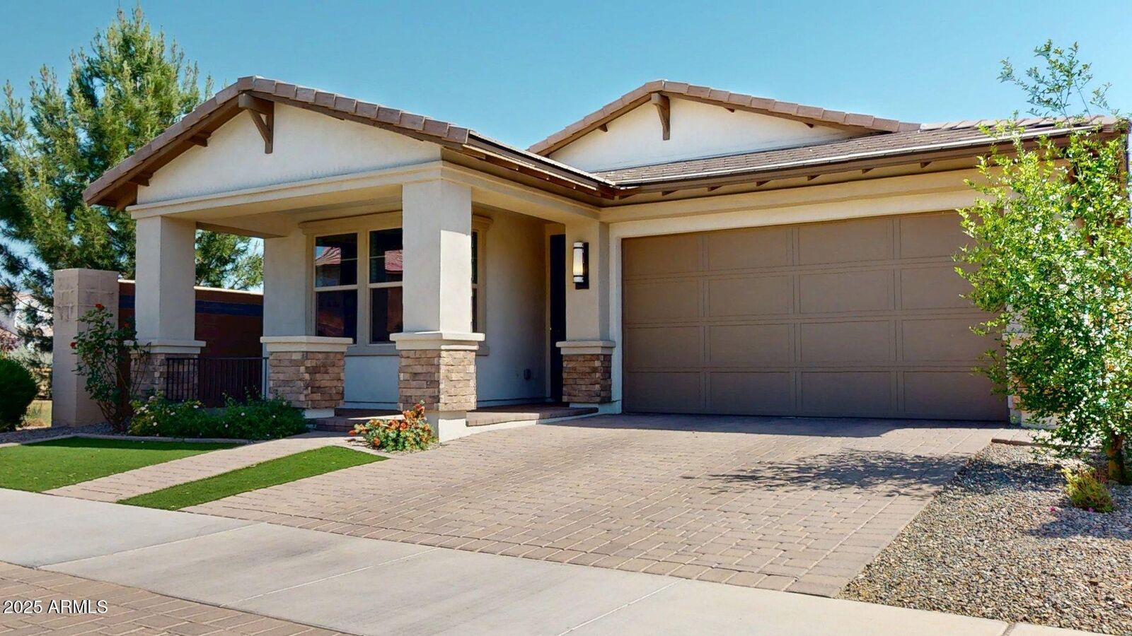 Property Photo:  3877 E Oxford Lane  AZ 85295 