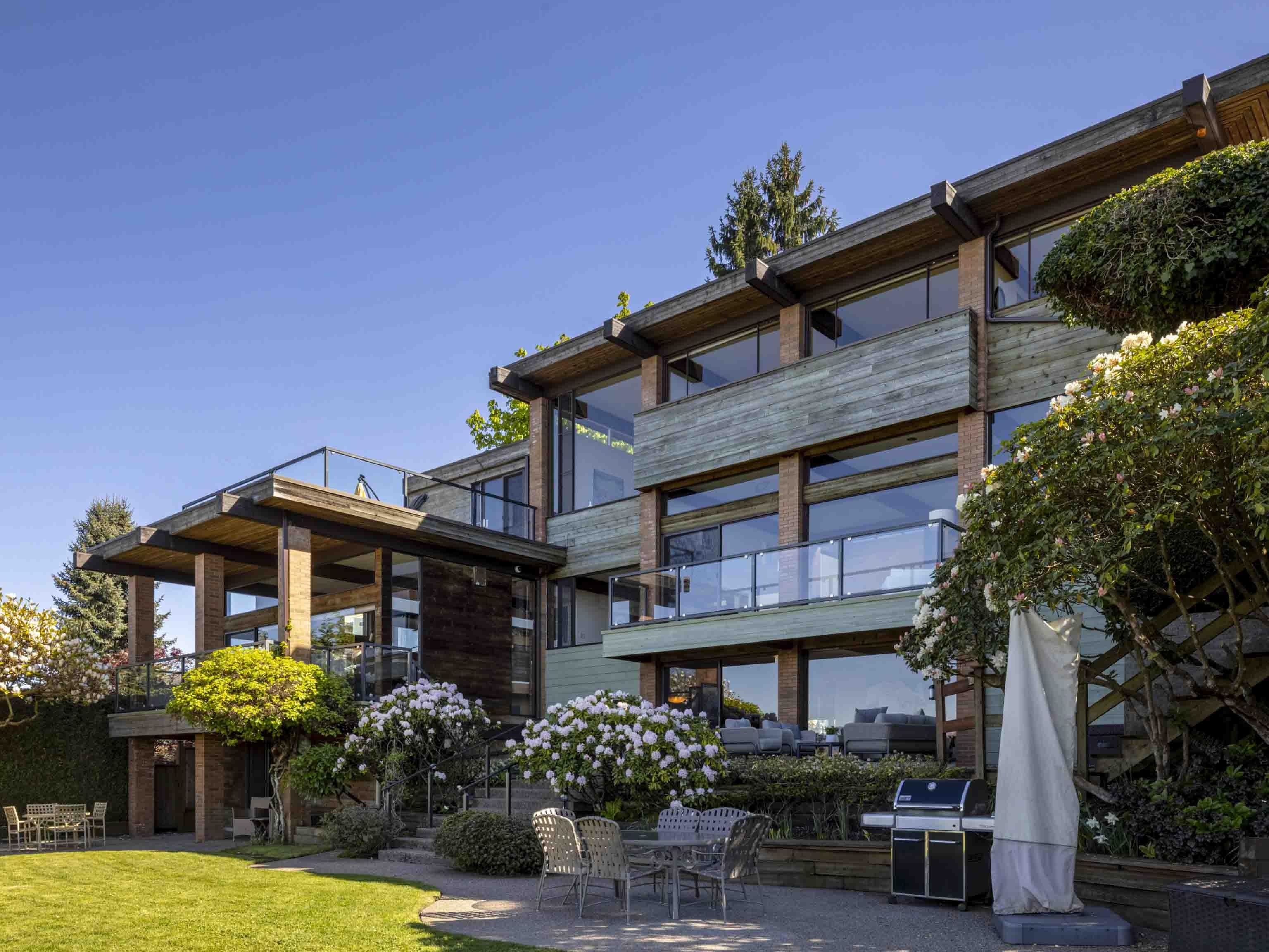 Property Photo: 5012 Maple Street BC V6M 3T1