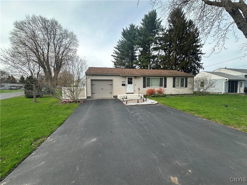 Property Photo: 98 Hier Avenue NY 13212