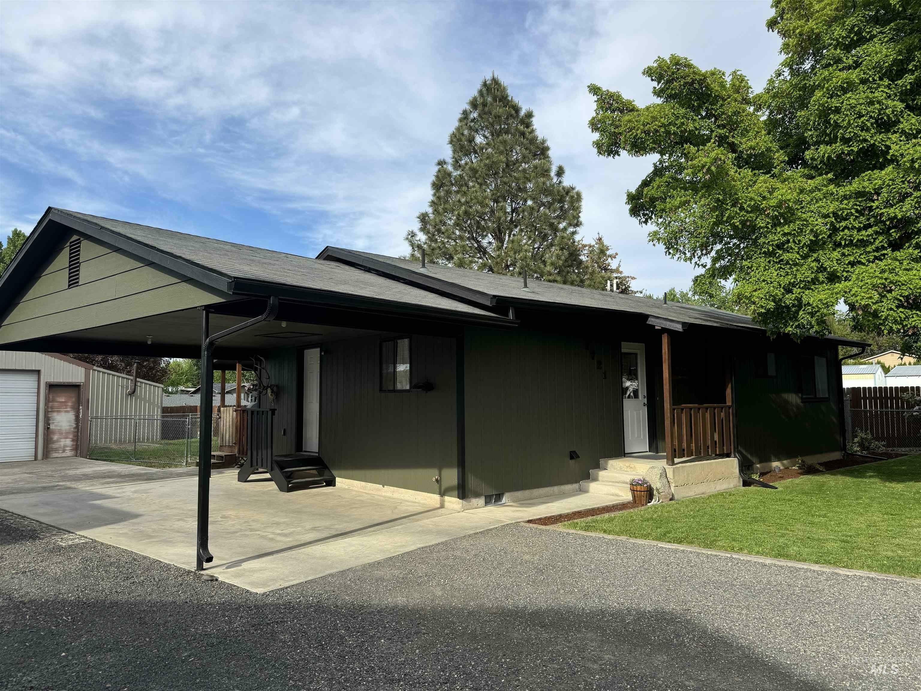 Property Photo: 1721 Cedar Drive ID 83501