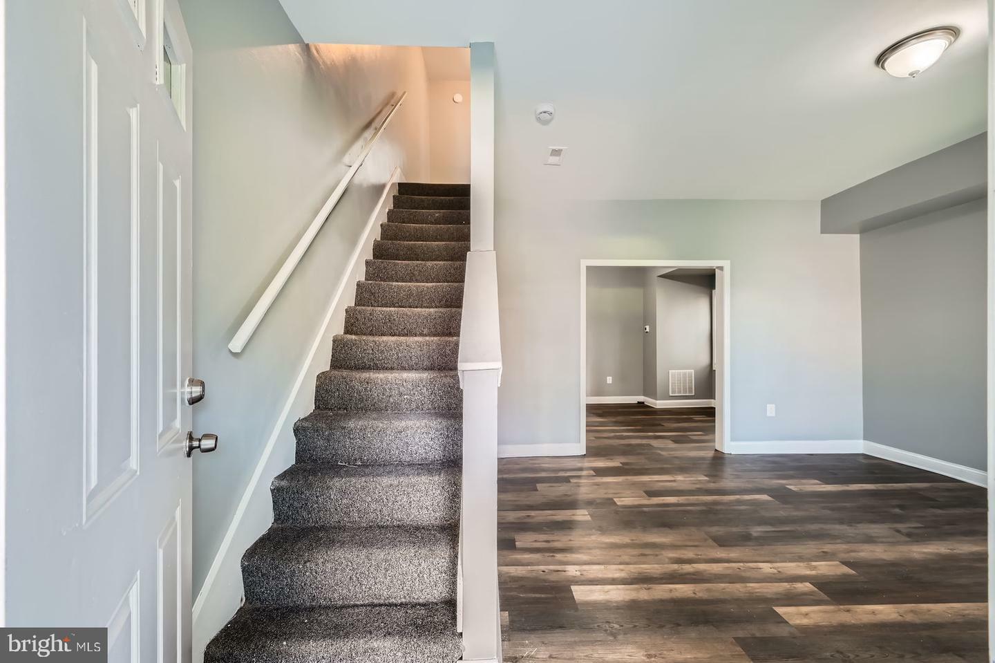 Property Photo: 3814 Reisterstown Road MD 21215