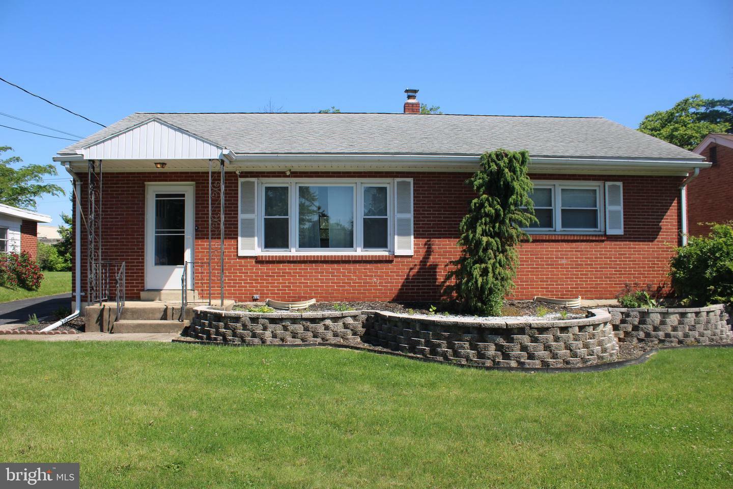 Property Photo:  2900 Morningside Drive  PA 17011 