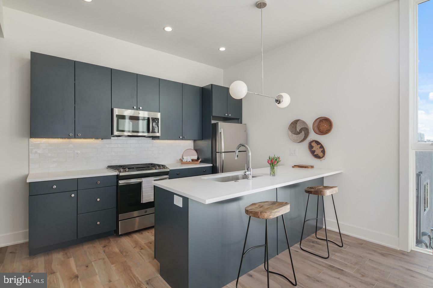 Property Photo: 1822 N Front Street 2 PA 19122