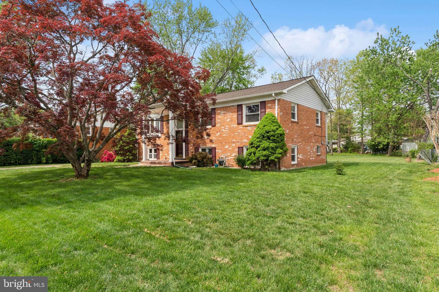 Property Photo: 7904 Clifton Street VA 20109