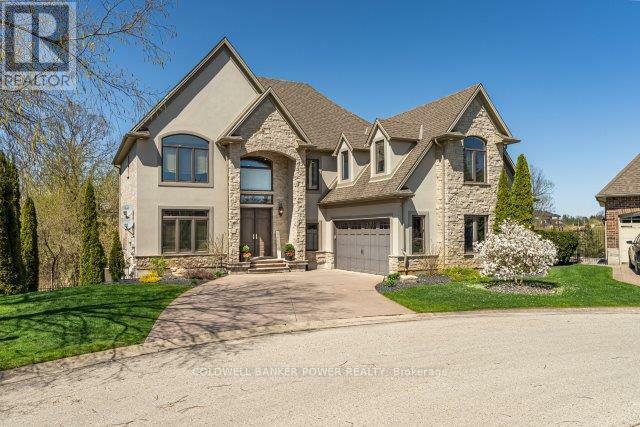 Property Photo: 7222 Clayton Walk 24 ON N6P 1W1