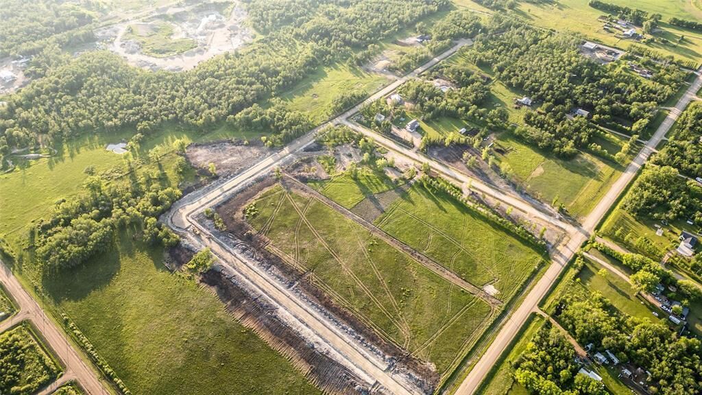 Property Photo:  60 Rudolf Street  MB R5G 2L5 