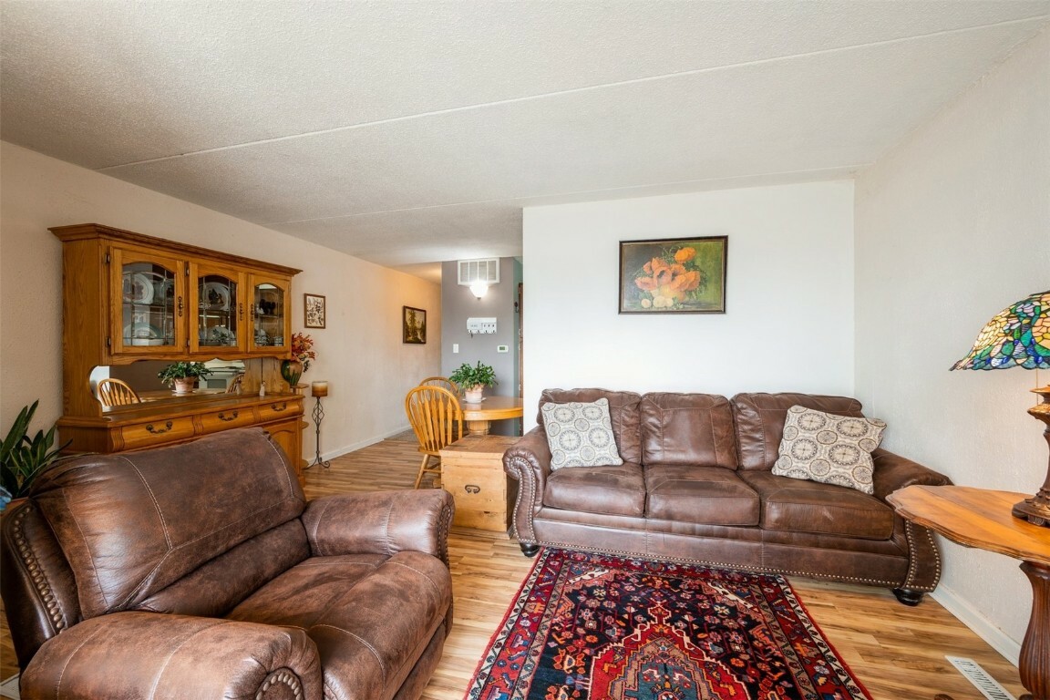 2955 Bowling Street SW 139  Cedar Rapids IA 52404 photo