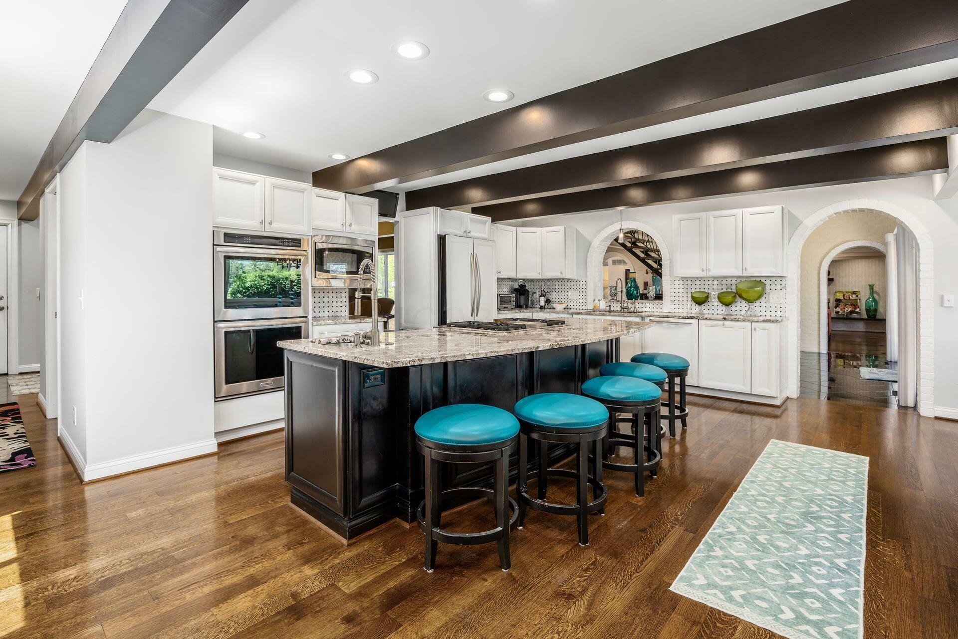 Property Photo: 4070 Lyon Drive OH 43220