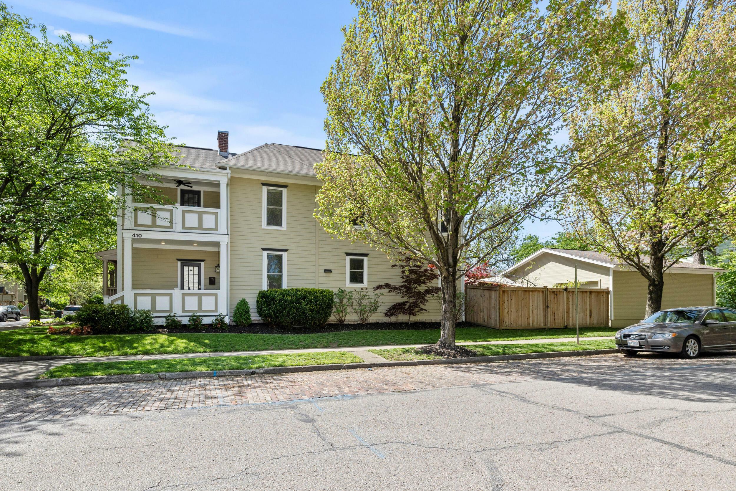 Property Photo: 410 W 2nd Avenue OH 43201