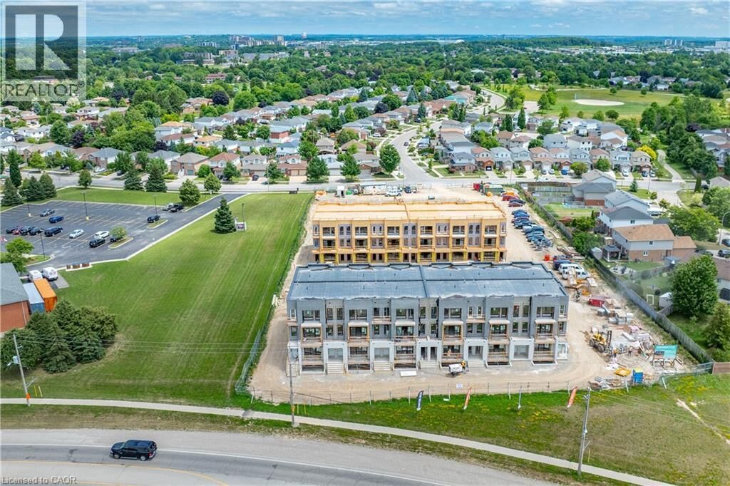 Photo de la propriété: 525 Erinbrook Drive C062 ON N2E 3M8