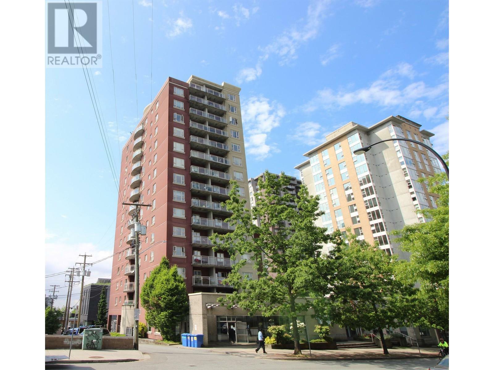 Property Photo:  121 West 15th Street 1502  BC V7M 1R8 