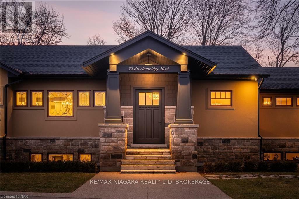 Property Photo: 32 Breckenridge Boulevard ON L2W 1A7