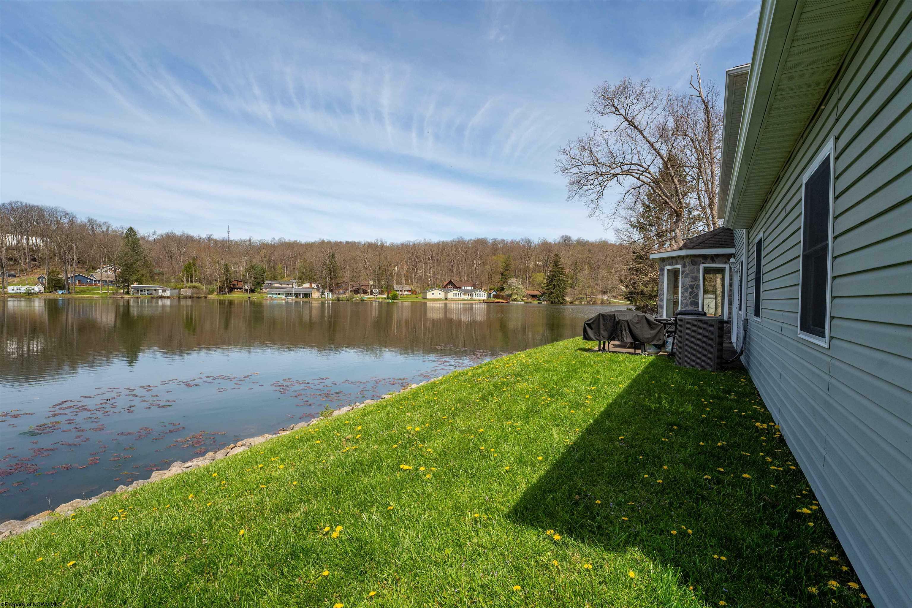 Property Photo: 208 Paradise Circle WV 26508