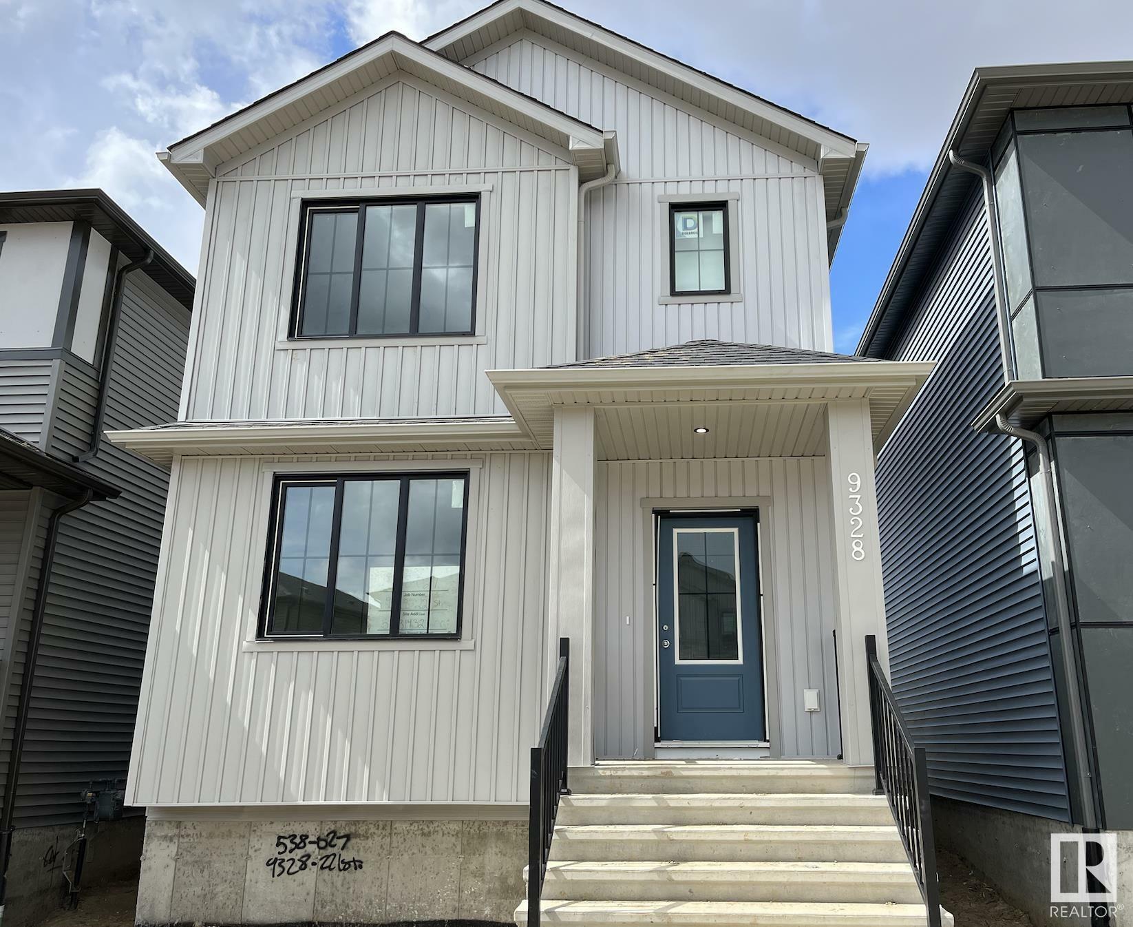 9328 221 Street NW  Edmonton AB T5T 6C9 photo