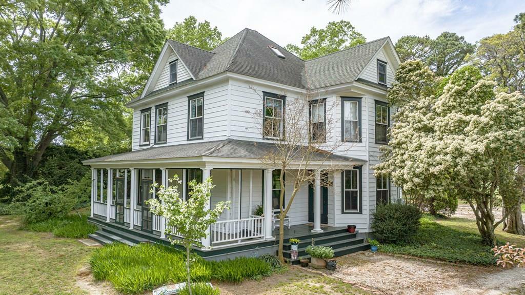 Property Photo: 11379 Scarboroughs Neck Rd VA 23306