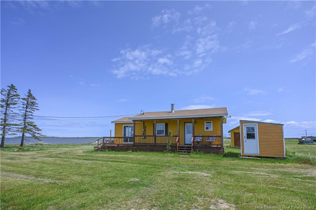 Property Photo: 2250 Rue De La Côte Street NB E1W 5W5