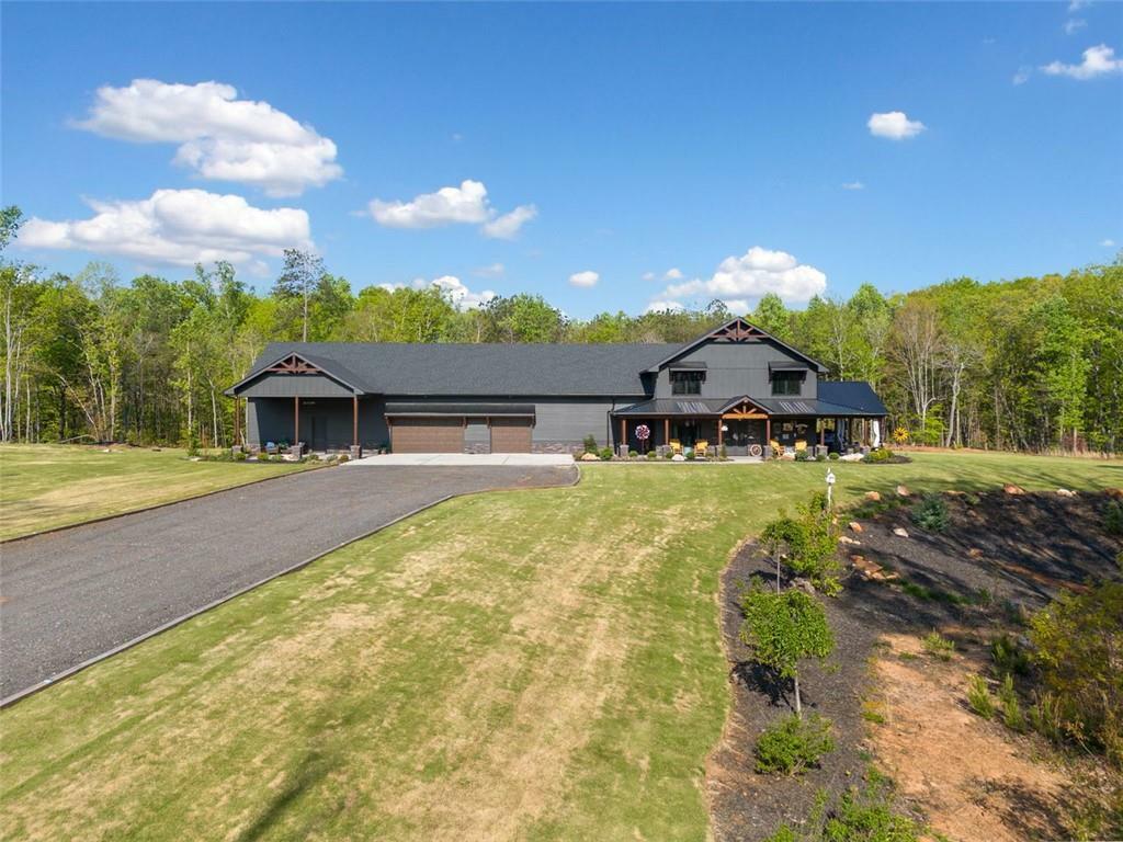 Property Photo: 281 Abbott Dr GA 30114