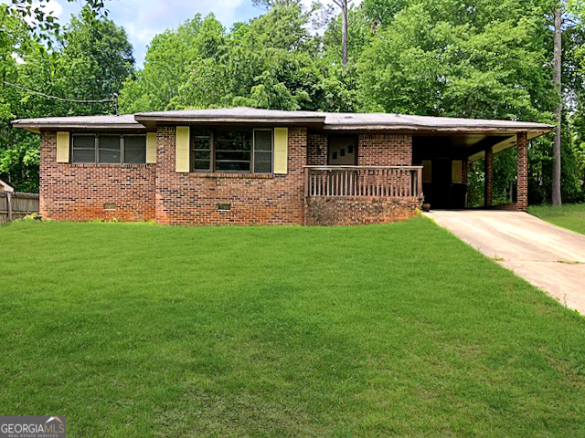 Property Photo: 9176 Carr Circle SW GA 30014