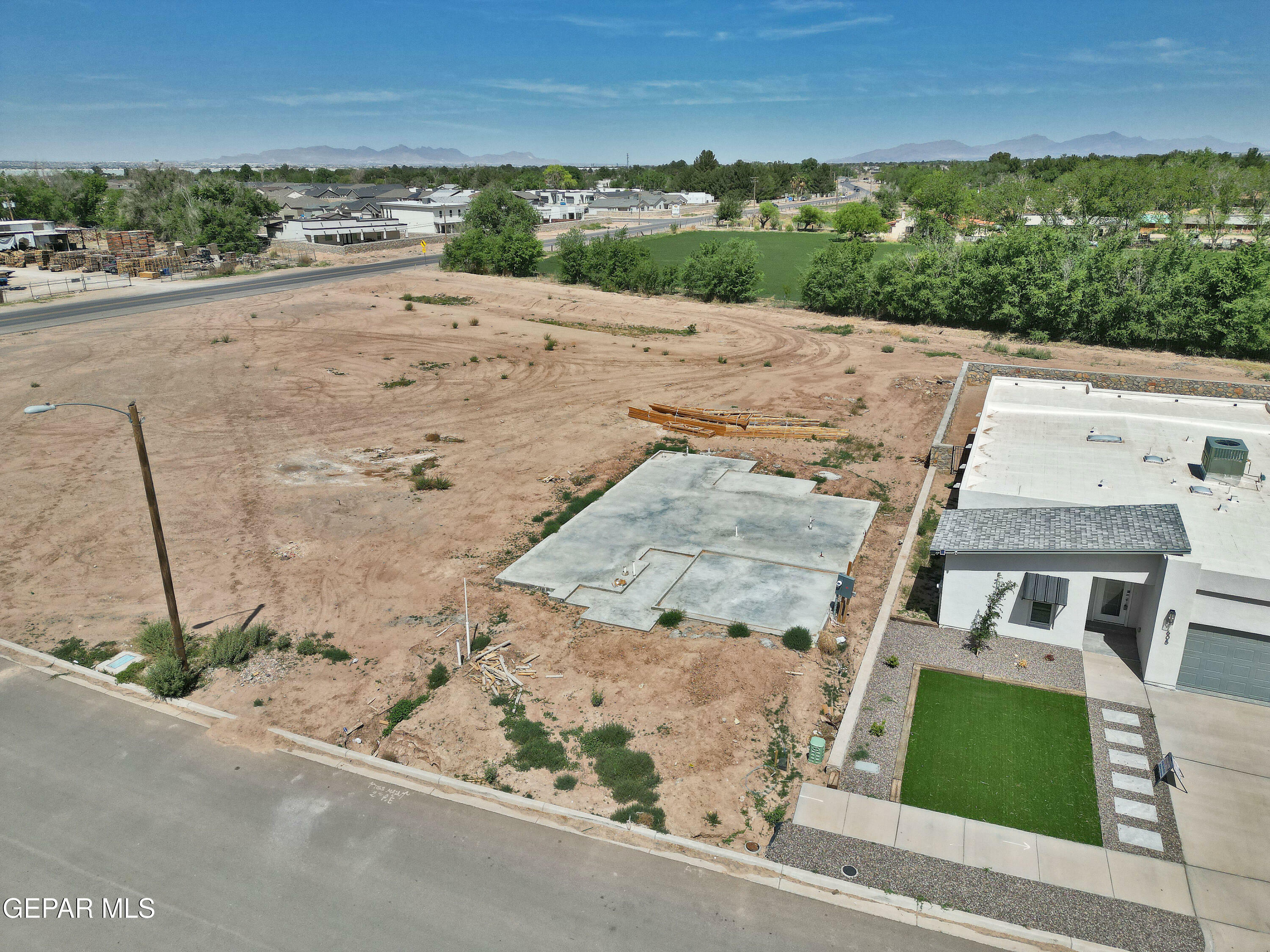 Property Photo: 601 Harvest Grove Lane TX 79927