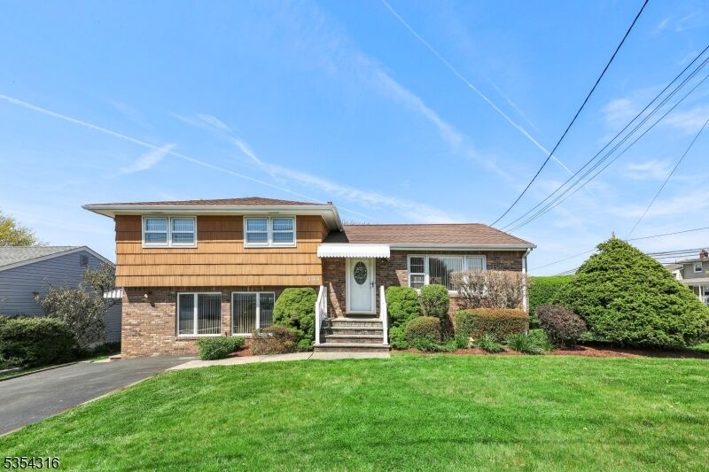 Property Photo: 395 Van Luyn Ter NJ 07663