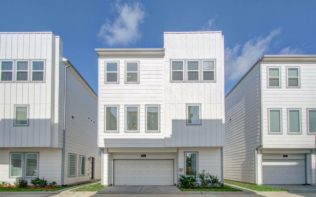 Property Photo: 1741 Cove Crescent Court TX 77055