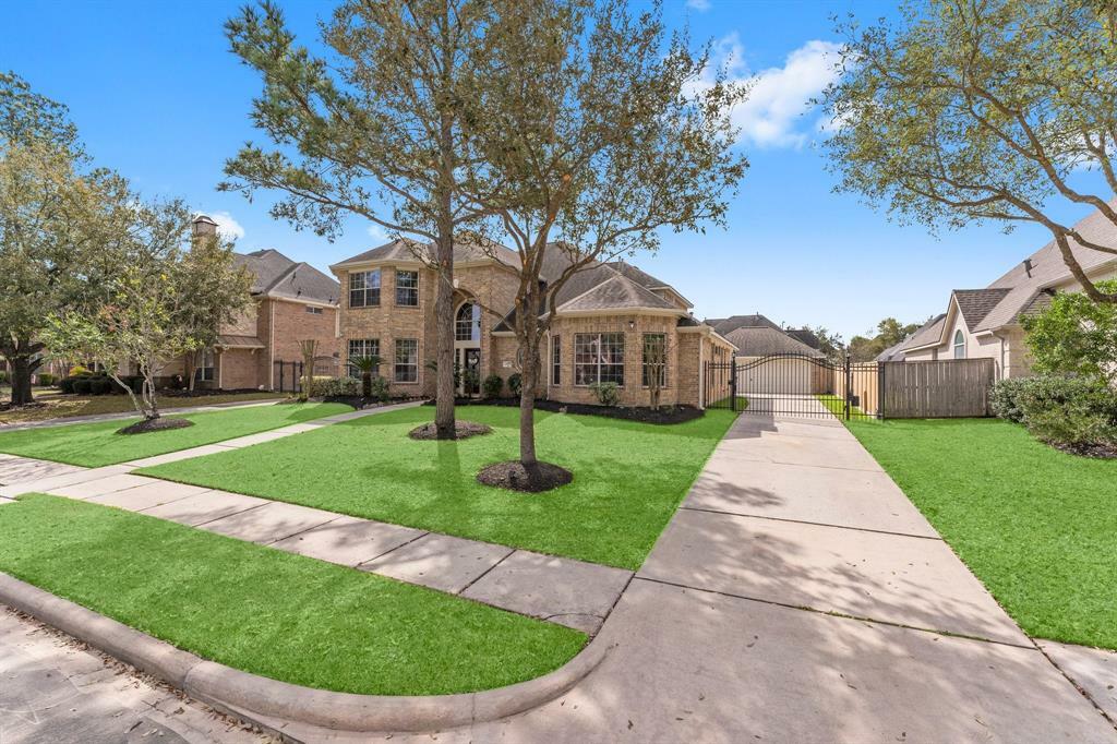 1614 Noble Pointe Drive  Spring TX 77379 photo