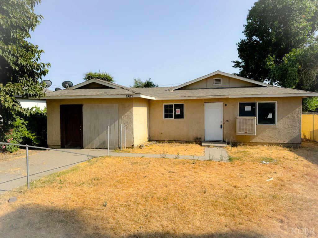 19693 Avenue 195  Strathmore CA 93267 photo