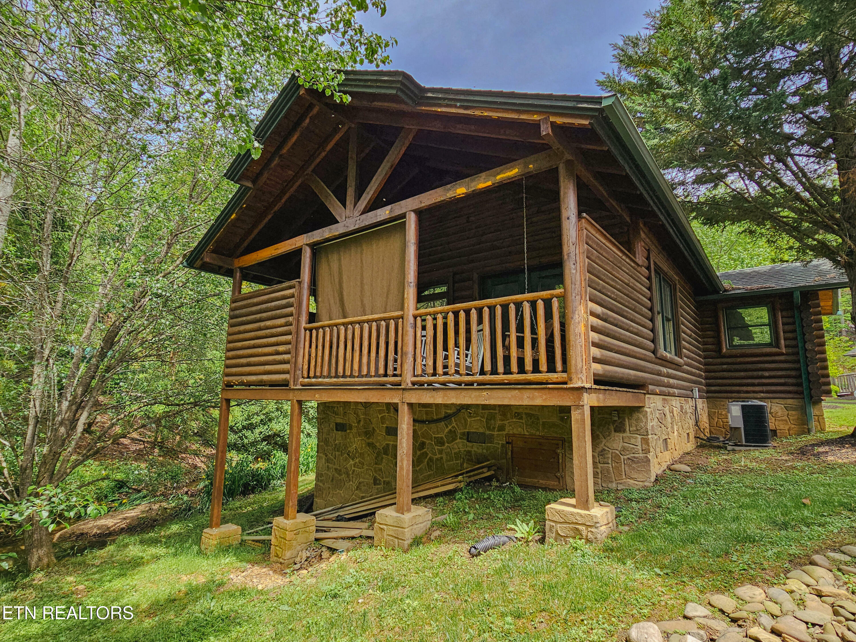 Property Photo: 515 Houser Rd TN 37738