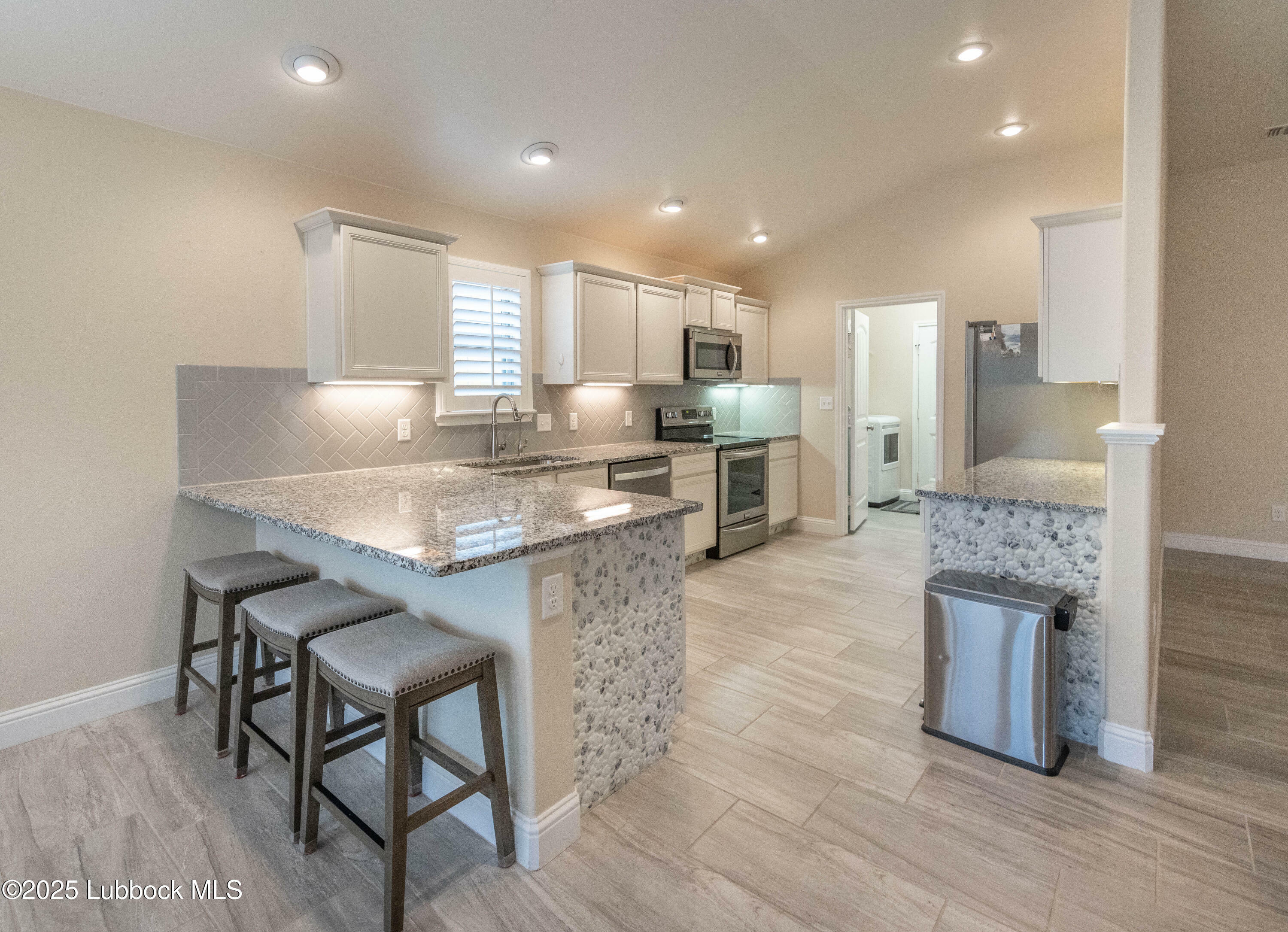 Property Photo: 3712 Quitman Avenue TX 79407