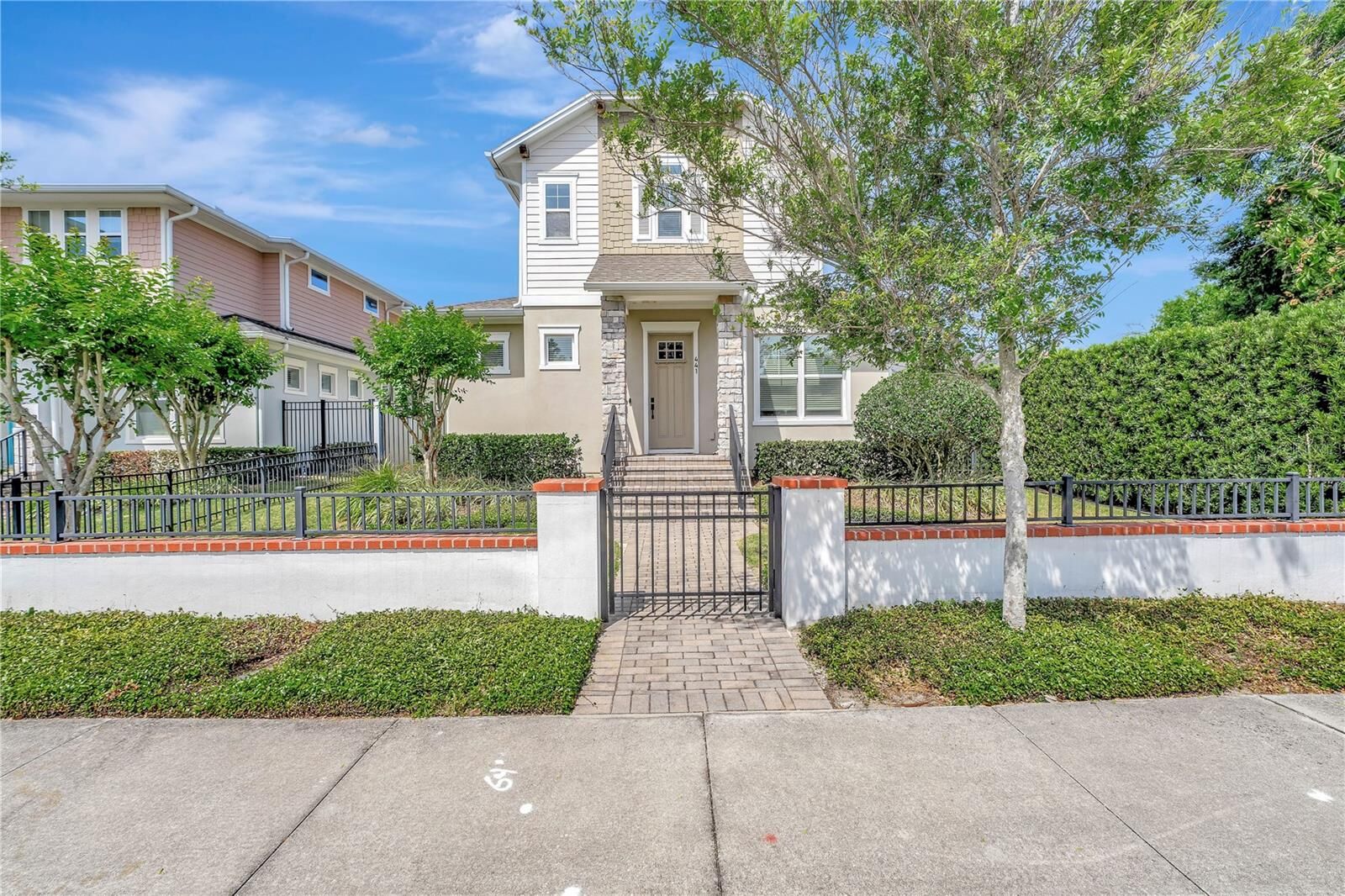 Property Photo: 441 N Capen Avenue FL 32789