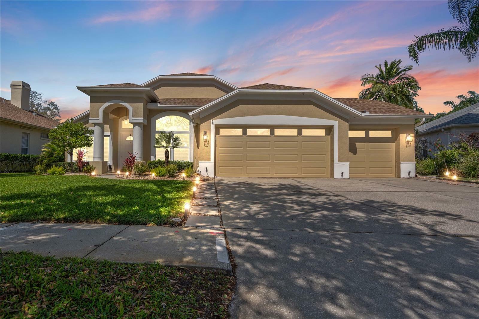 Property Photo: 9905 Woodbay Drive FL 33626