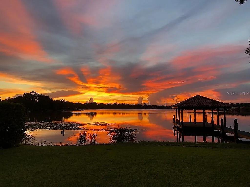 Property Photo: 3108 Troy Drive FL 32806