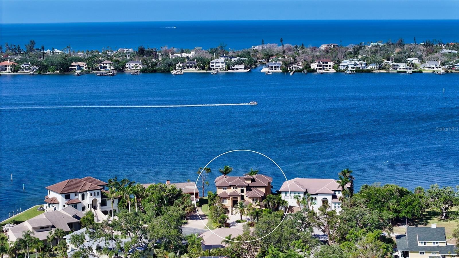 Property Photo:  7342 Captain Kidd Avenue  FL 34231 