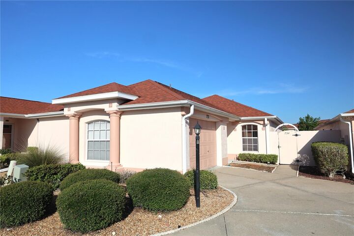 Property Photo: 732 Ramirez Avenue FL 32159