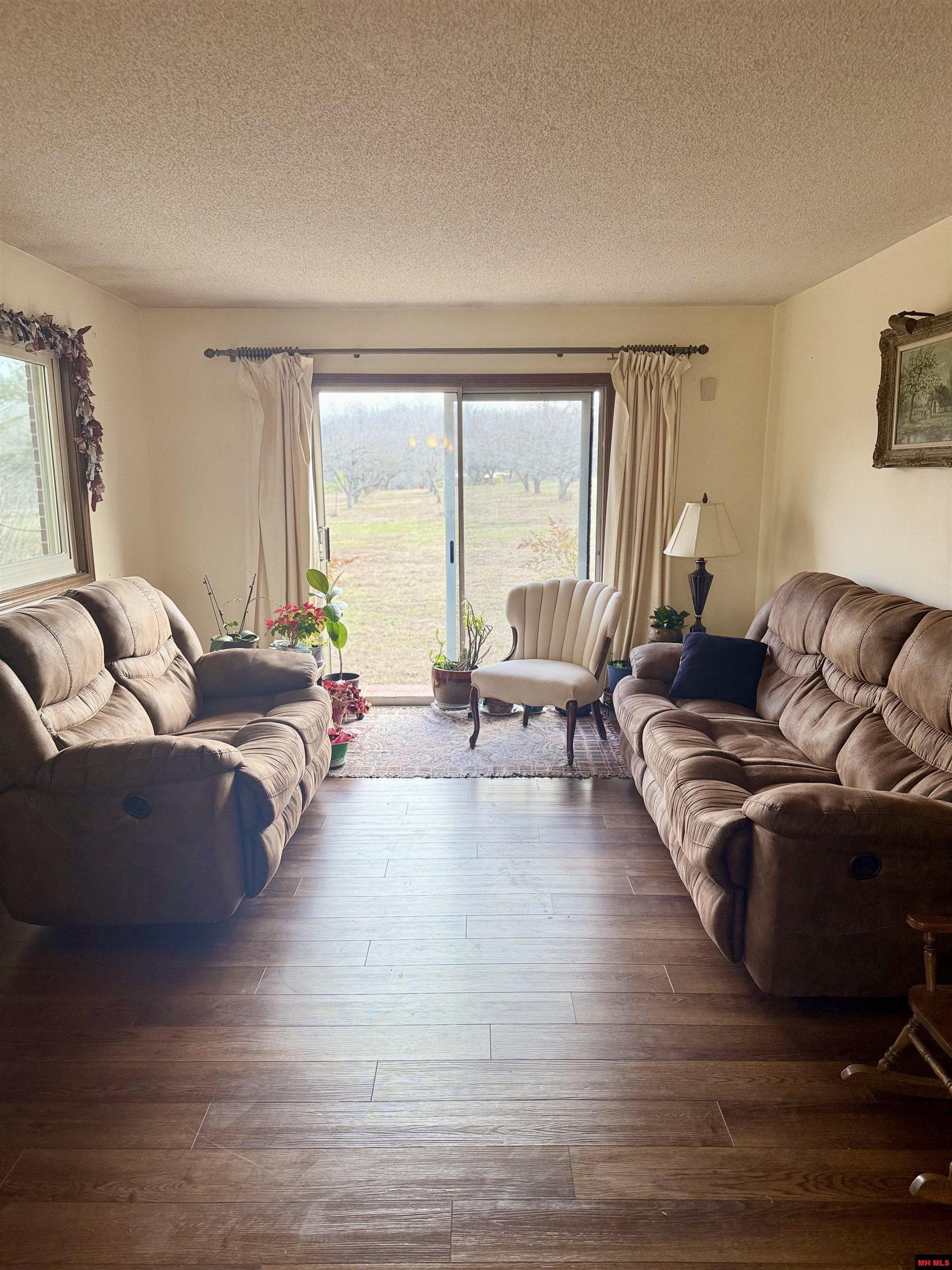 Property Photo: 1011 Old Military Road AR 72653