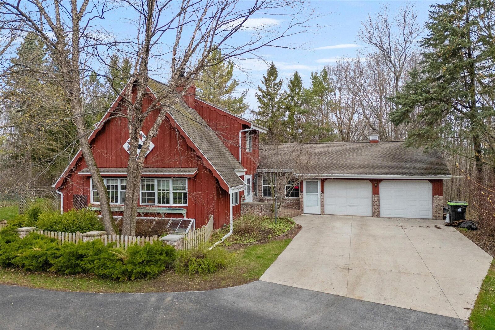 Property Photo: N3058 Hayton Rd WI 53061