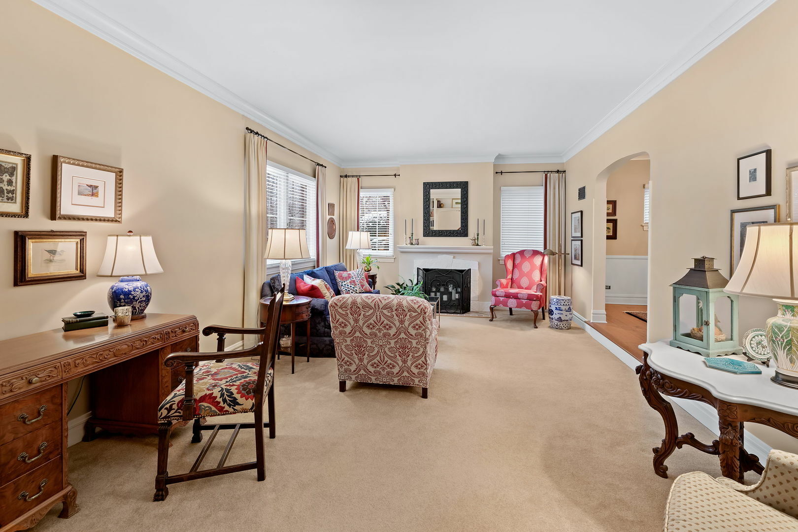 Property Photo: 4210 Franklin Avenue IL 60558