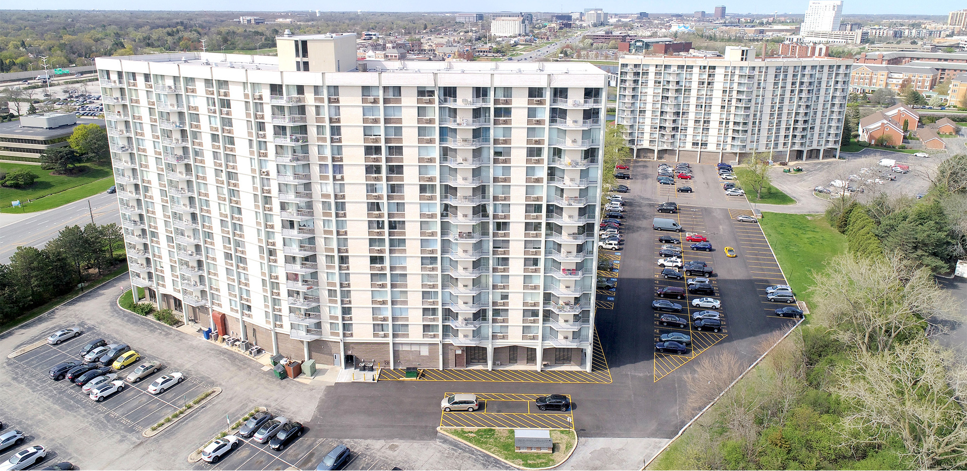Property Photo: 40 N Tower Road 15K IL 60523