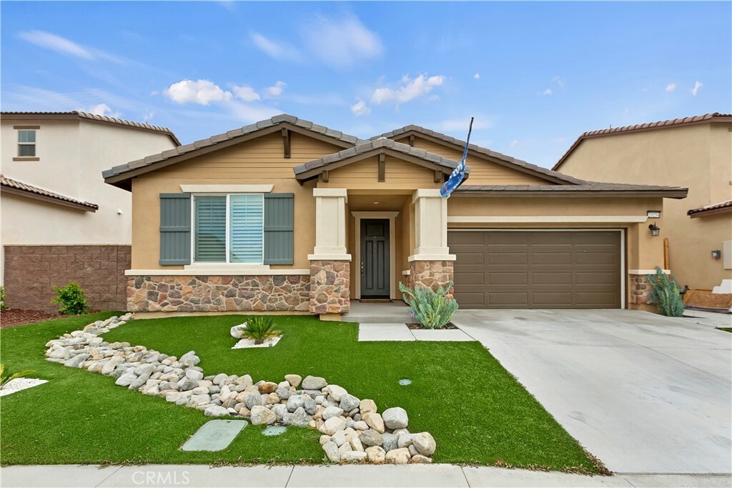Property Photo: 29154 Sunforest CA 92530