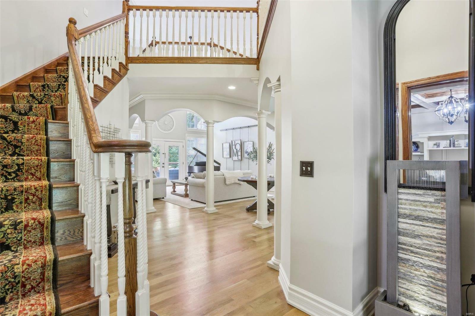 Property Photo: 1002 Chesterfield Forest Drive MO 63005