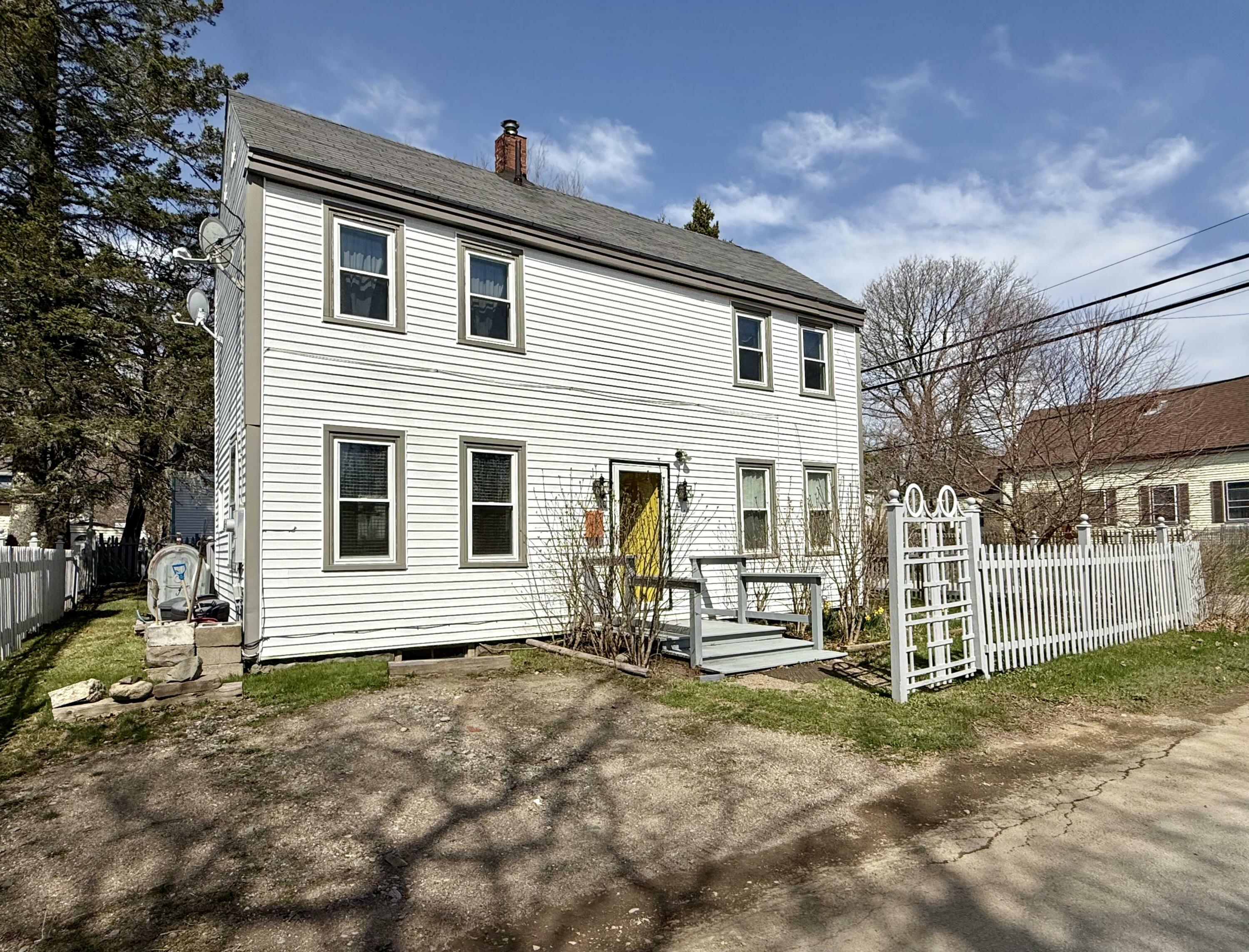 Property Photo: 10 Chapel Street ME 04631