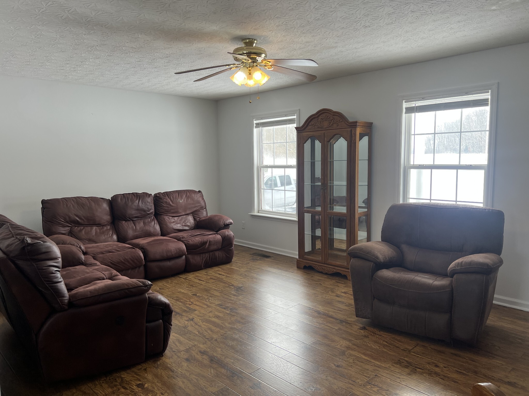 Property Photo: 354 Spring Creek Rd TN 37083