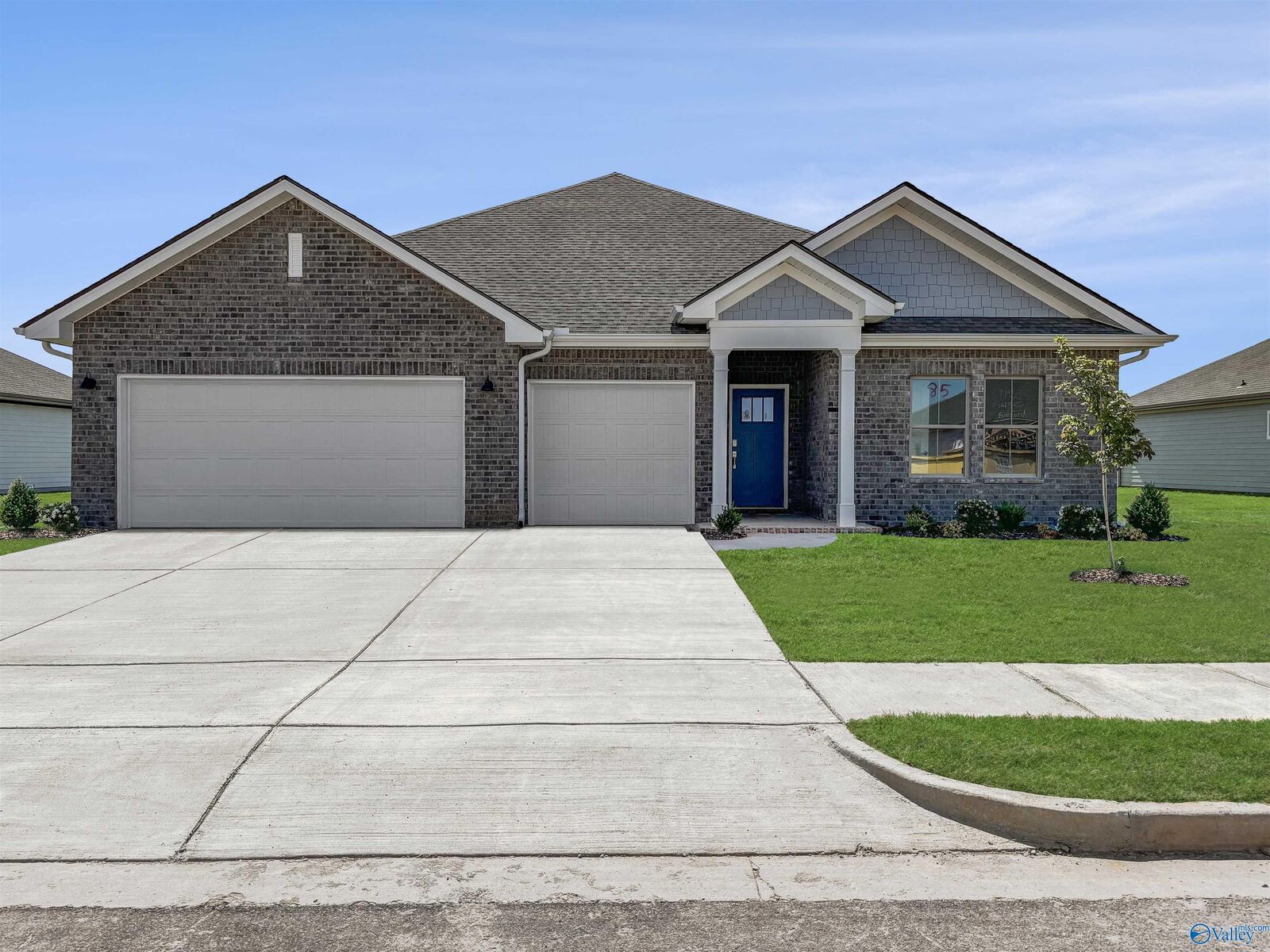 Property Photo:  7106 Holly Creek Drive  AL 35763 