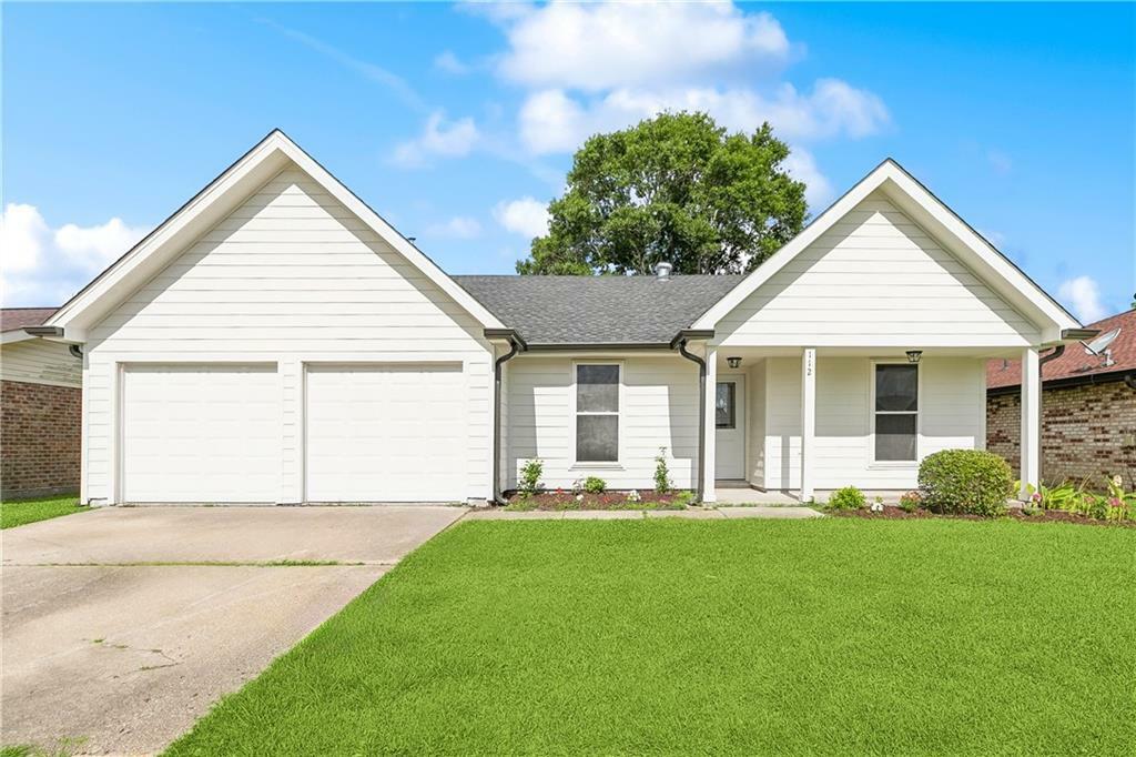 Property Photo: 112 Firethorn Drive LA 70056