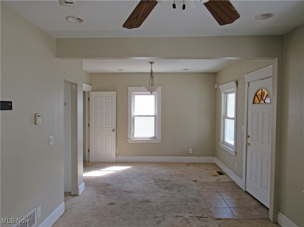 Property Photo: 19811 Pawnee Avenue OH 44119