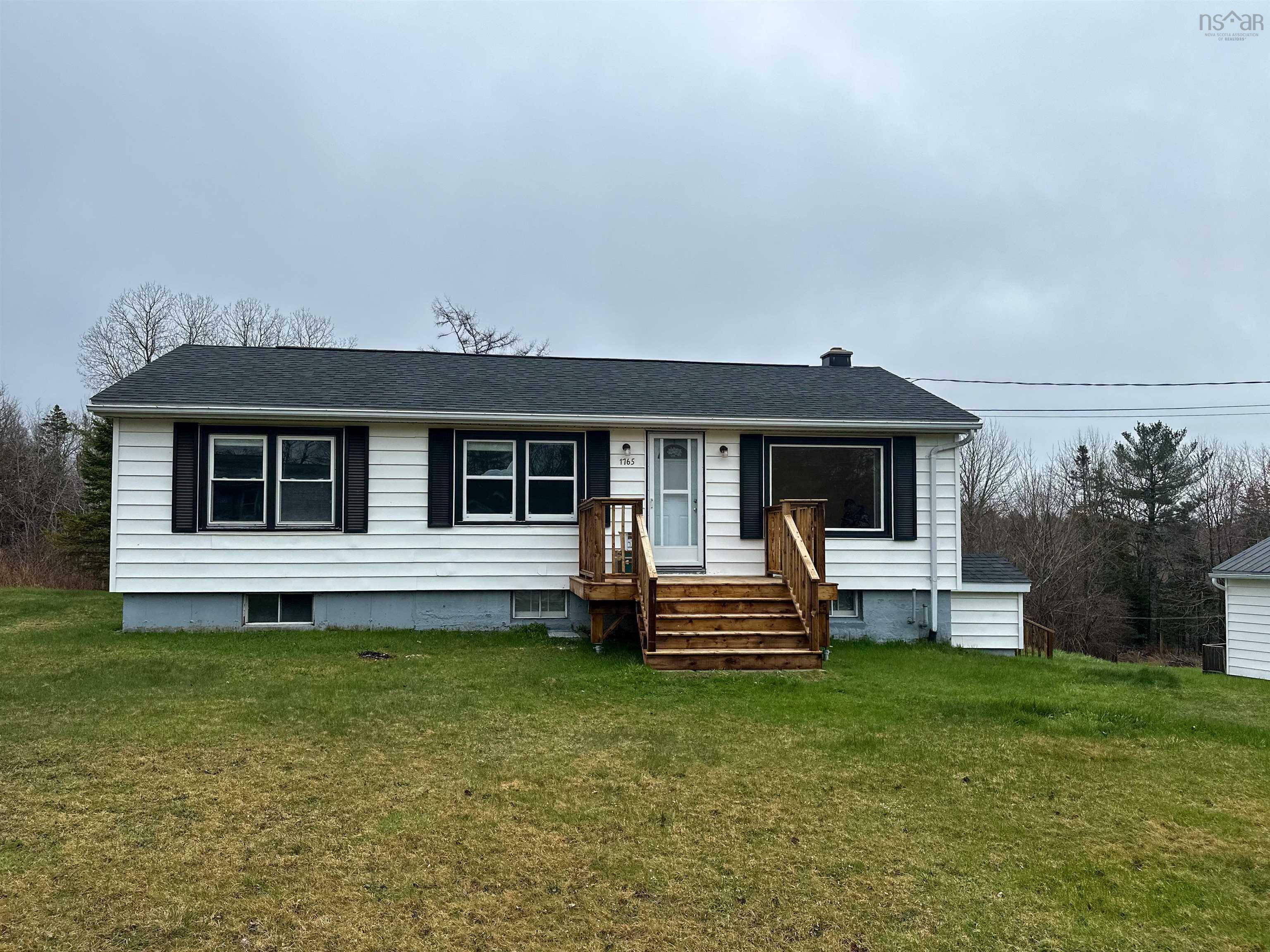 Property Photo: 1765 Beaver Bank Road NS B4G 1C9