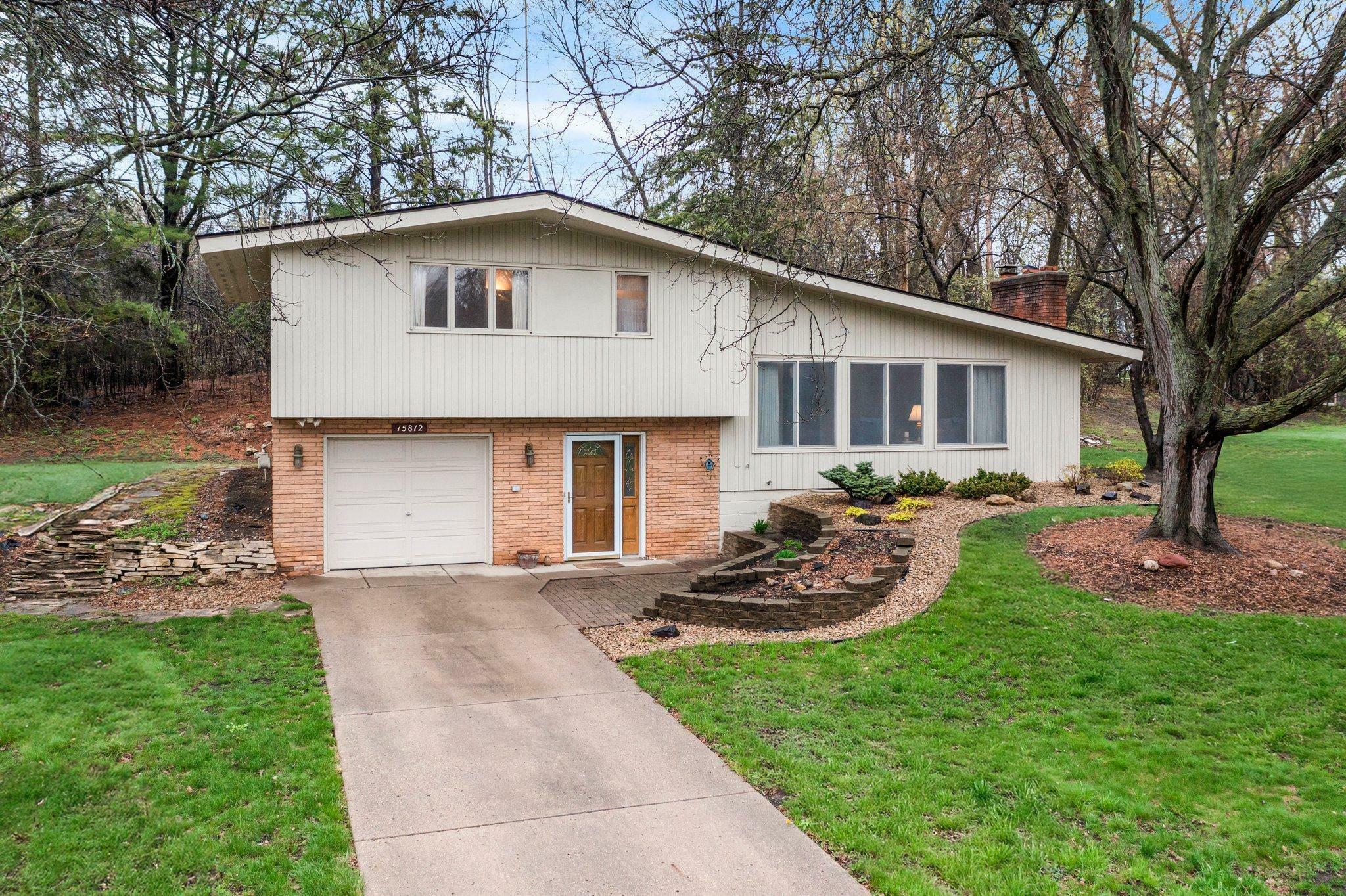 15812 Woodgate Road N  Minnetonka MN 55345 photo
