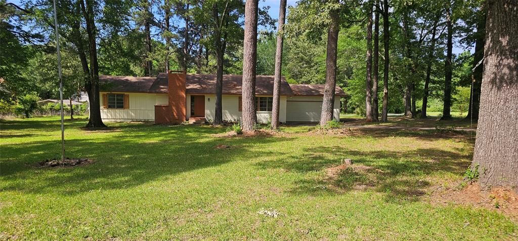 Property Photo: 4952 Old Mooringsport Road LA 71107