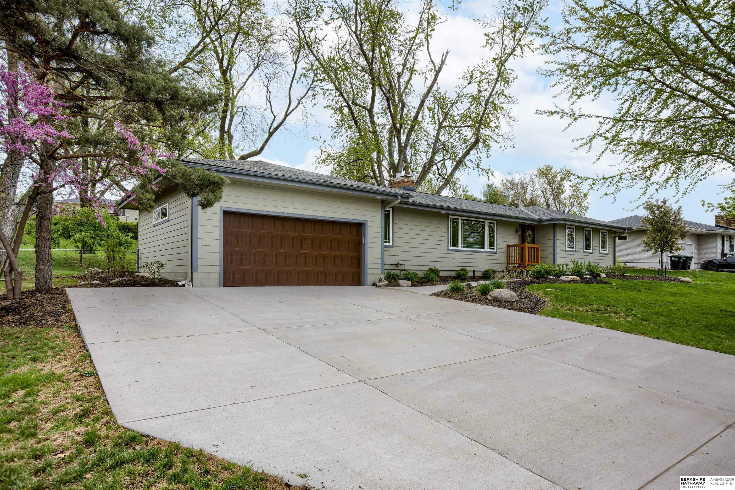 1505 S 96th Street  Omaha NE 68124 photo