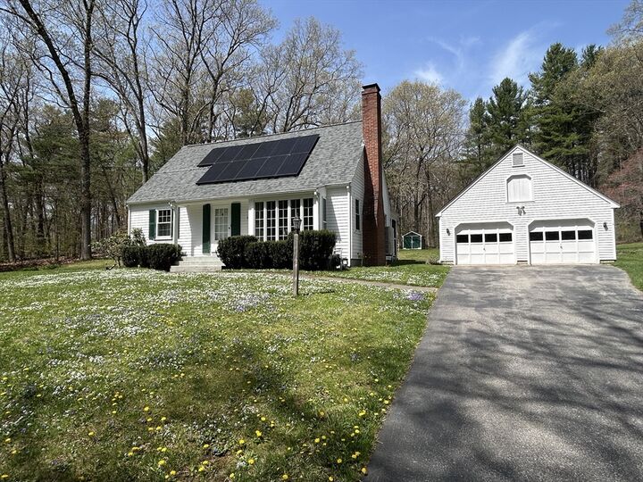 Property Photo:  35 Lakeshore  MA 01921 